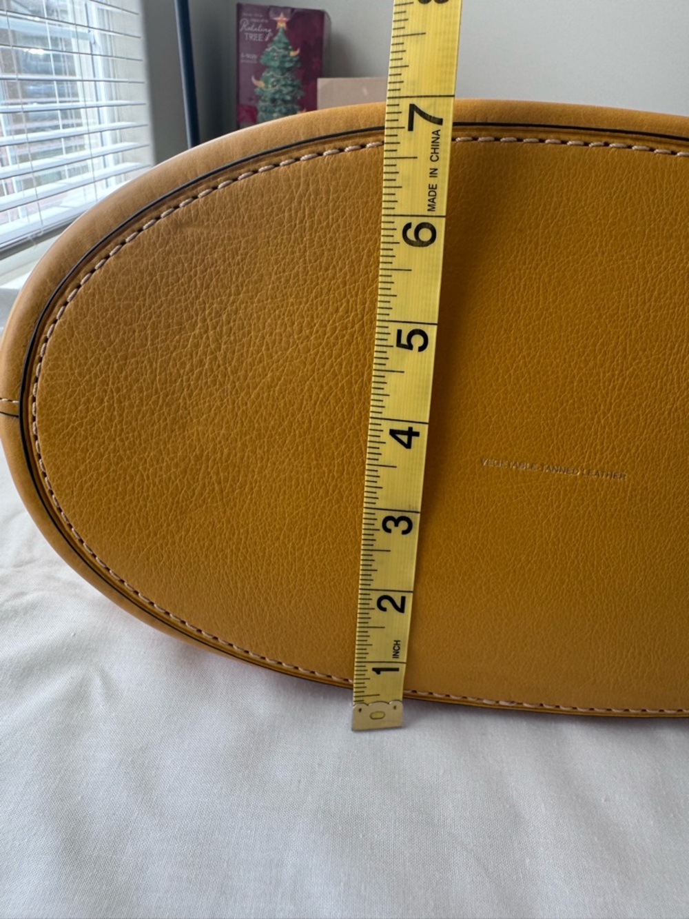 Coach Pebbled Leather Tote in Mustard Gold with two detachable shoulder straps - Picture 3 of 16